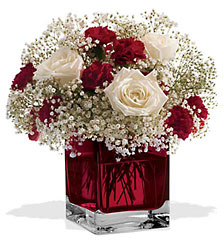 Teleflora's Roxanne Bouquet from Backstage Florist in Richardson, Texas